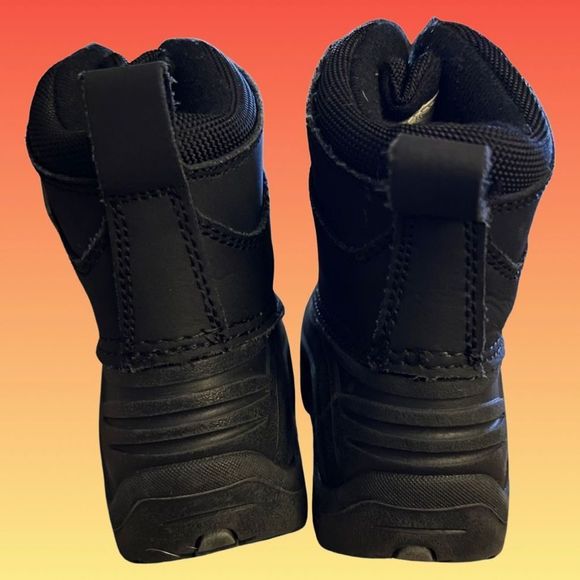 ❄️☃️ Toddler Arctic Shield Waterproof Black Snow Boots Size 8 - Picture 3 of 6